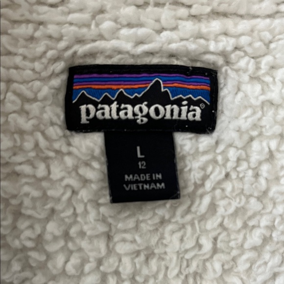 Patagonia Cream Fleece Vest - Picture 5 of 5